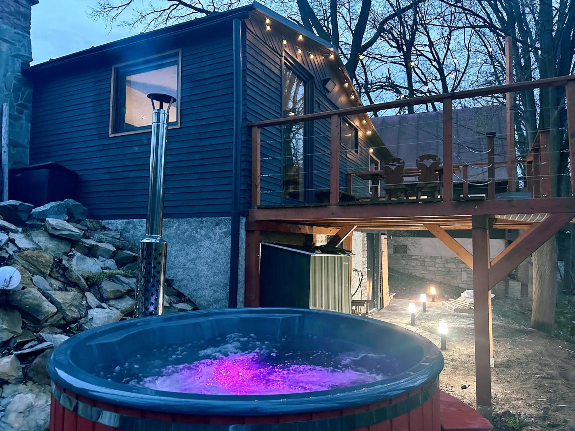Wellness Chata Hideaway Se Saunou A Virivkou Třebechovice pod Orebem エクステリア 写真